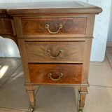 Desk and its rotating armchair England XIX century