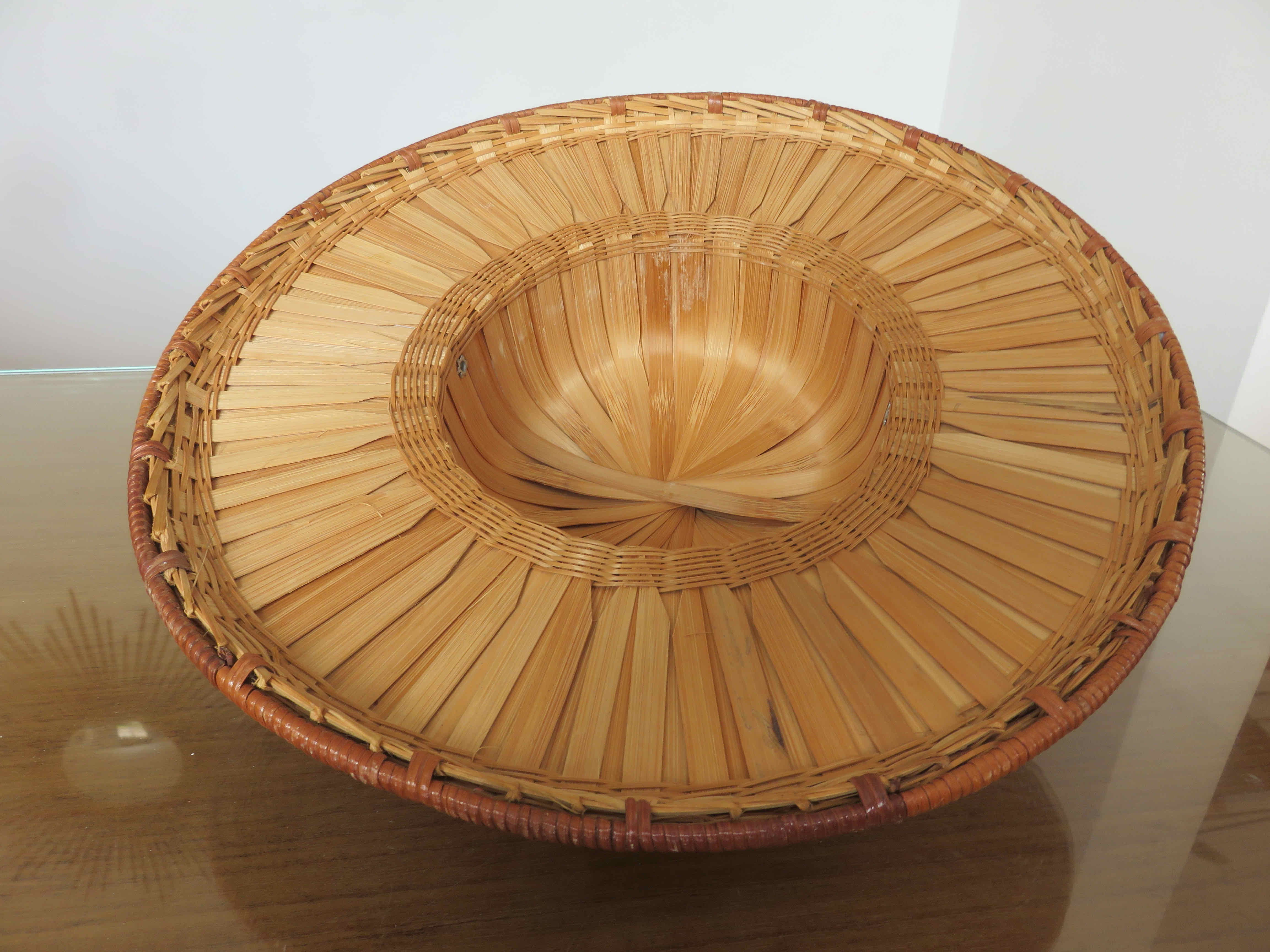 Hat colonial helmet in bamboo 70s