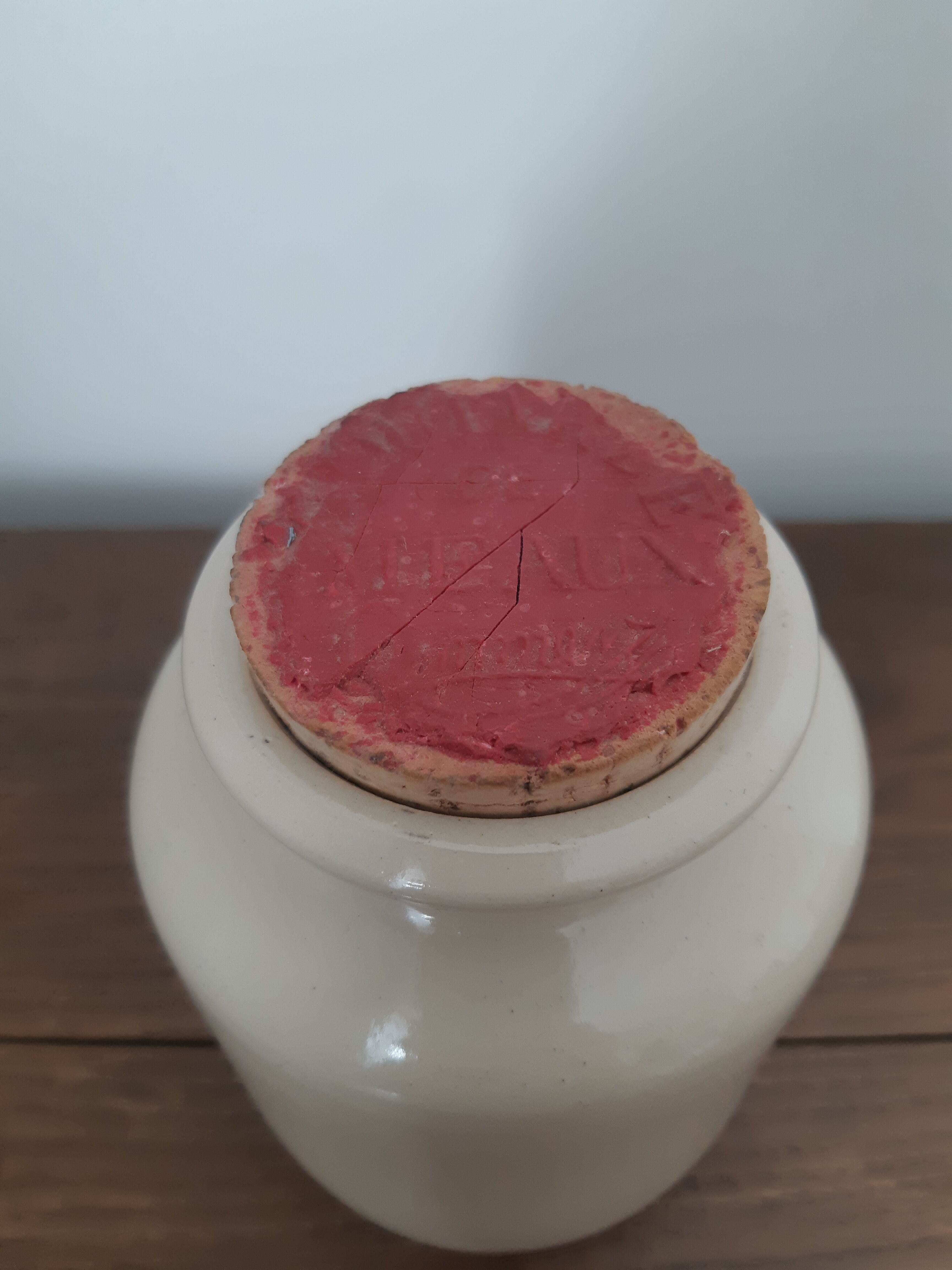 Sandstone pot with original cap