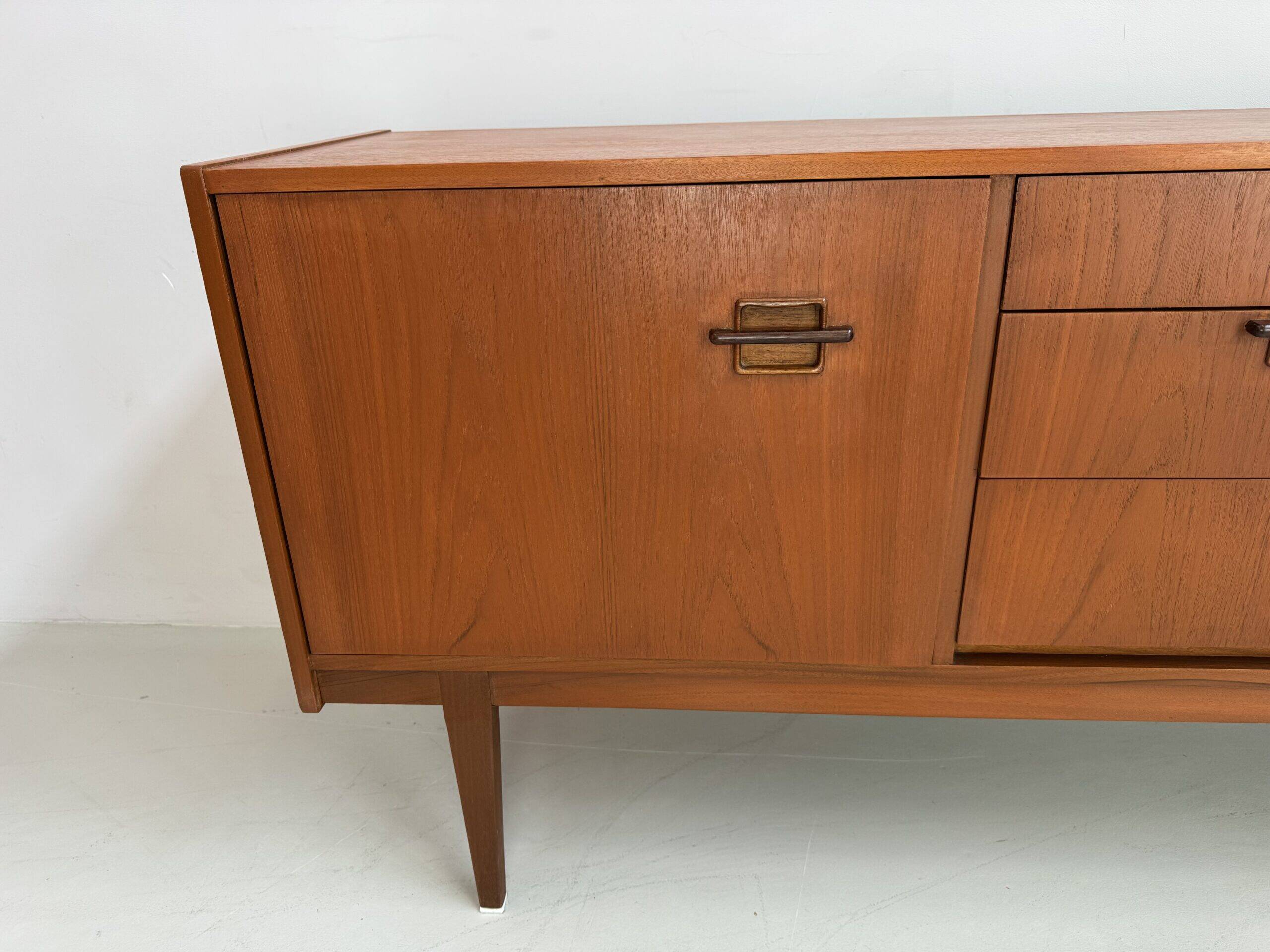 Buffet vintage.