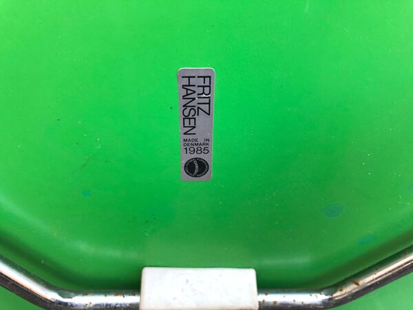 Chaise éditée par Fritz Hansen 1985