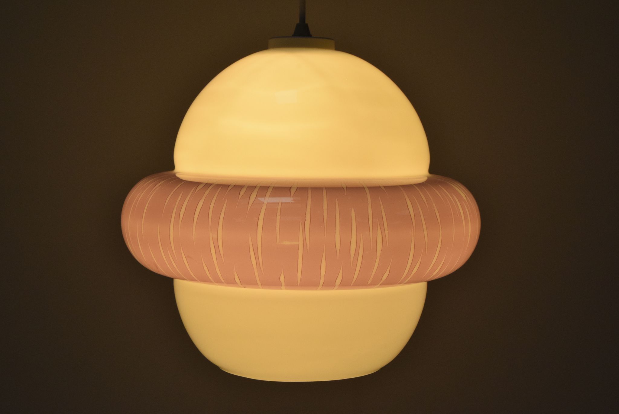 Suspension en verre du milieu du siècle, années 1960