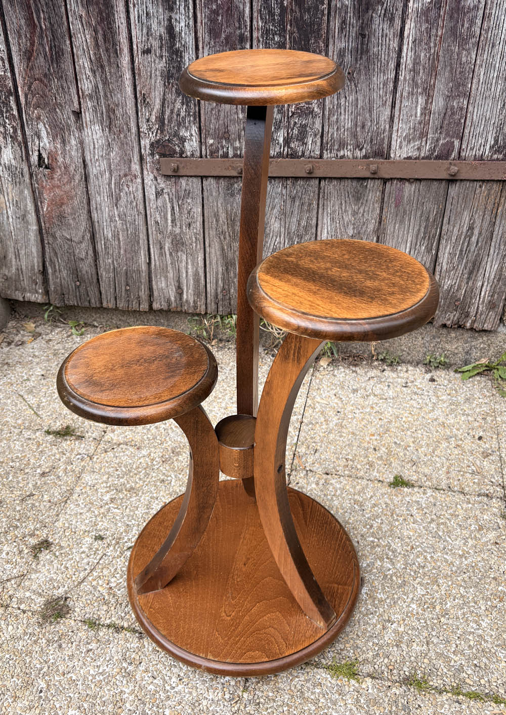 Art Deco plant stand guéridon with 3 tiers – curved oak, 1930s elegance