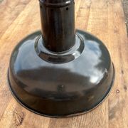 Industrial lampshade in enamelled sheet metal