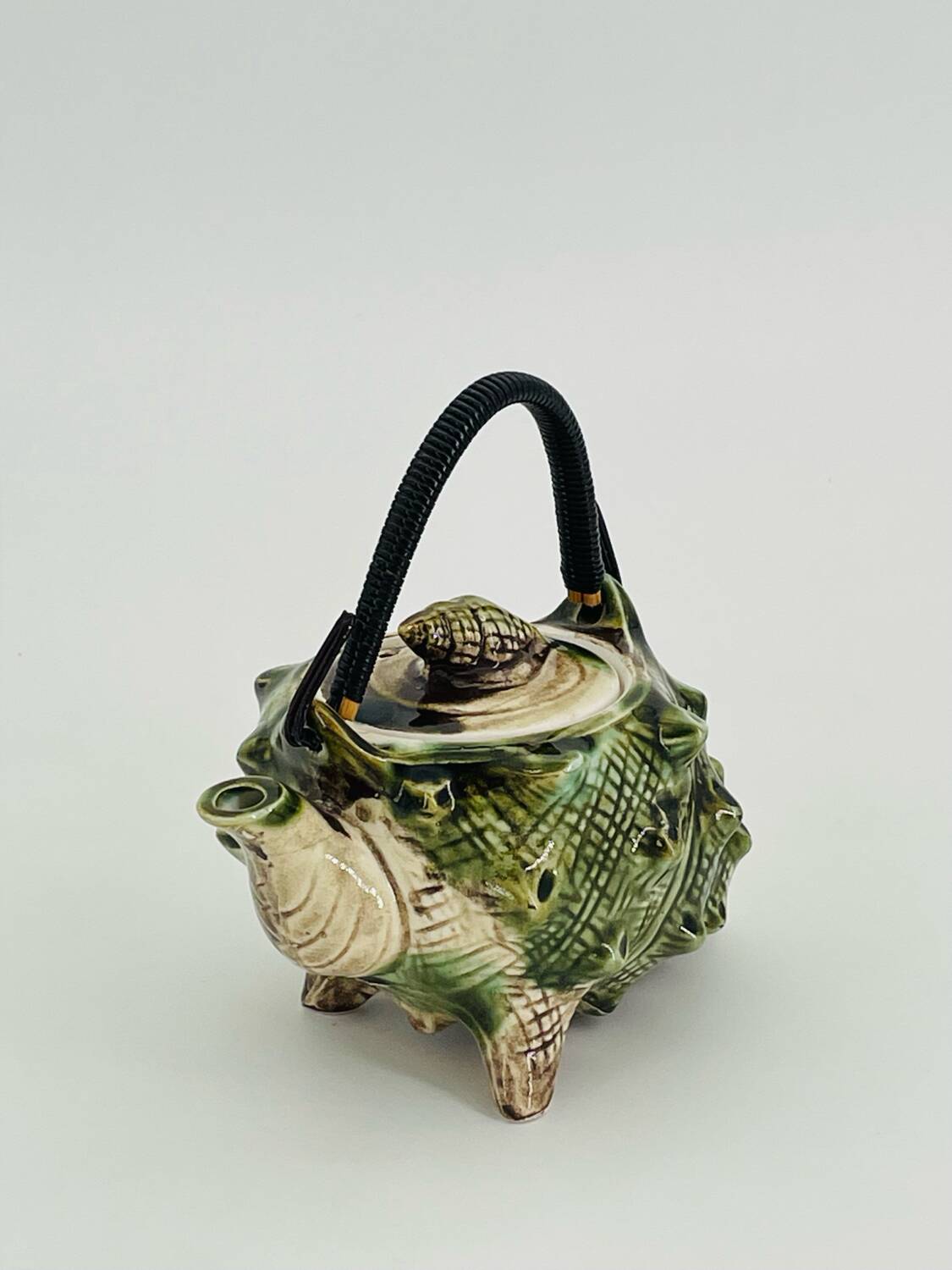 Petite théière coquillage en céramique