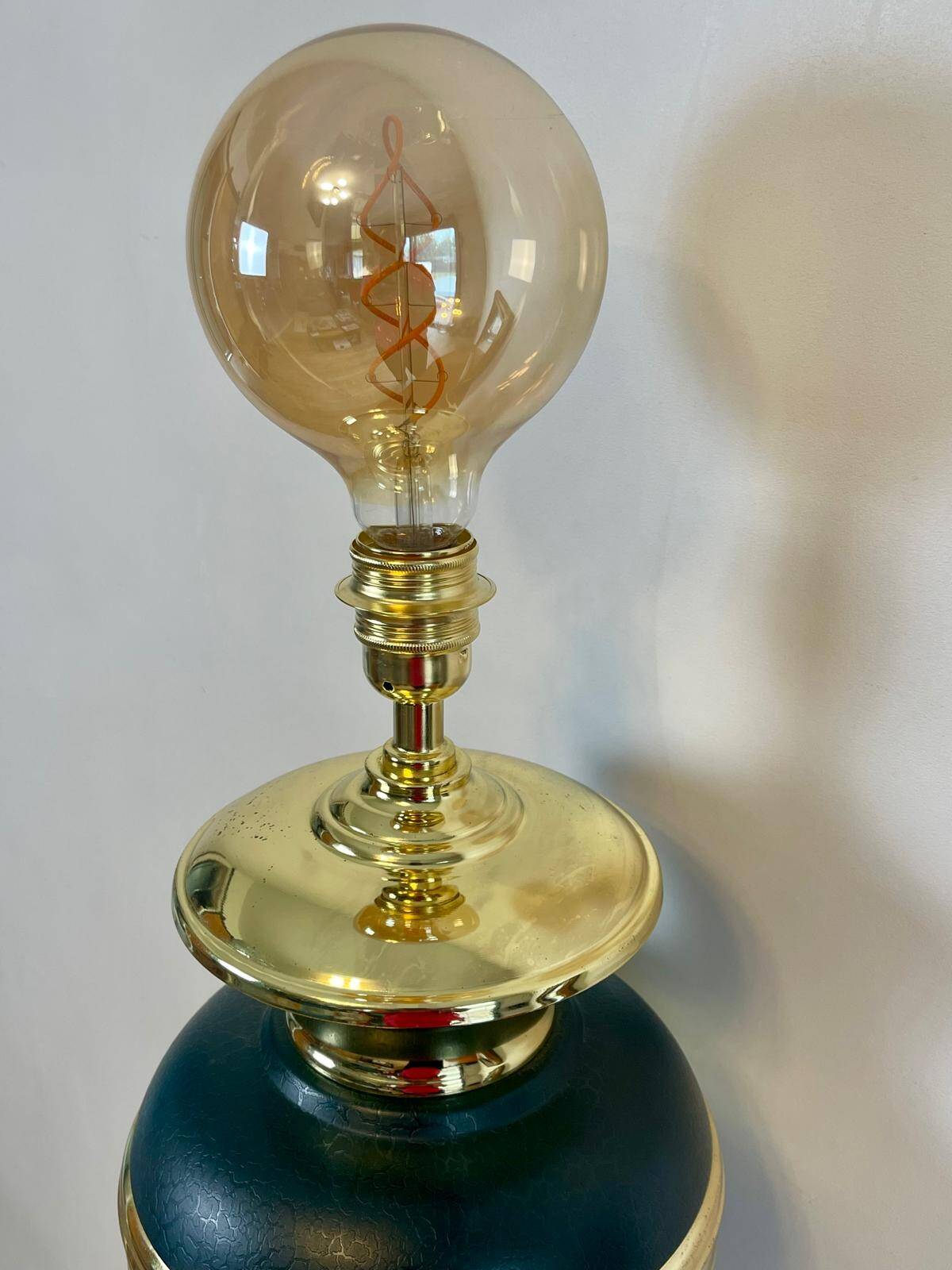 Vintage black and brass living room lamp