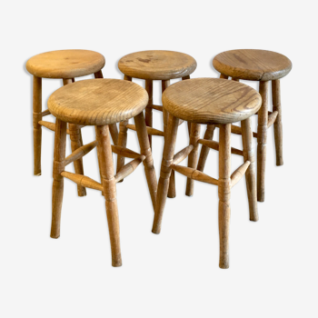 Lots de 5 tabourets en bois massif – années 60/70