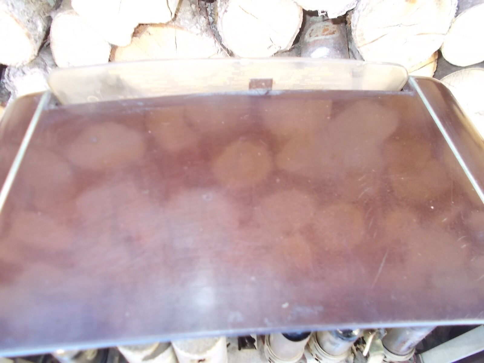 Former Philips Art Deco radio in Bakelite