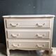 Commode blanche