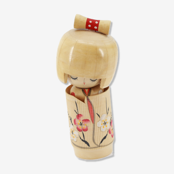 Poupée japonaise kokeshi