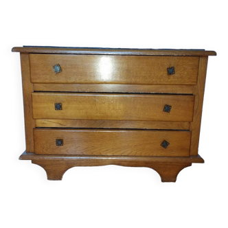 Vintage chest of drawers