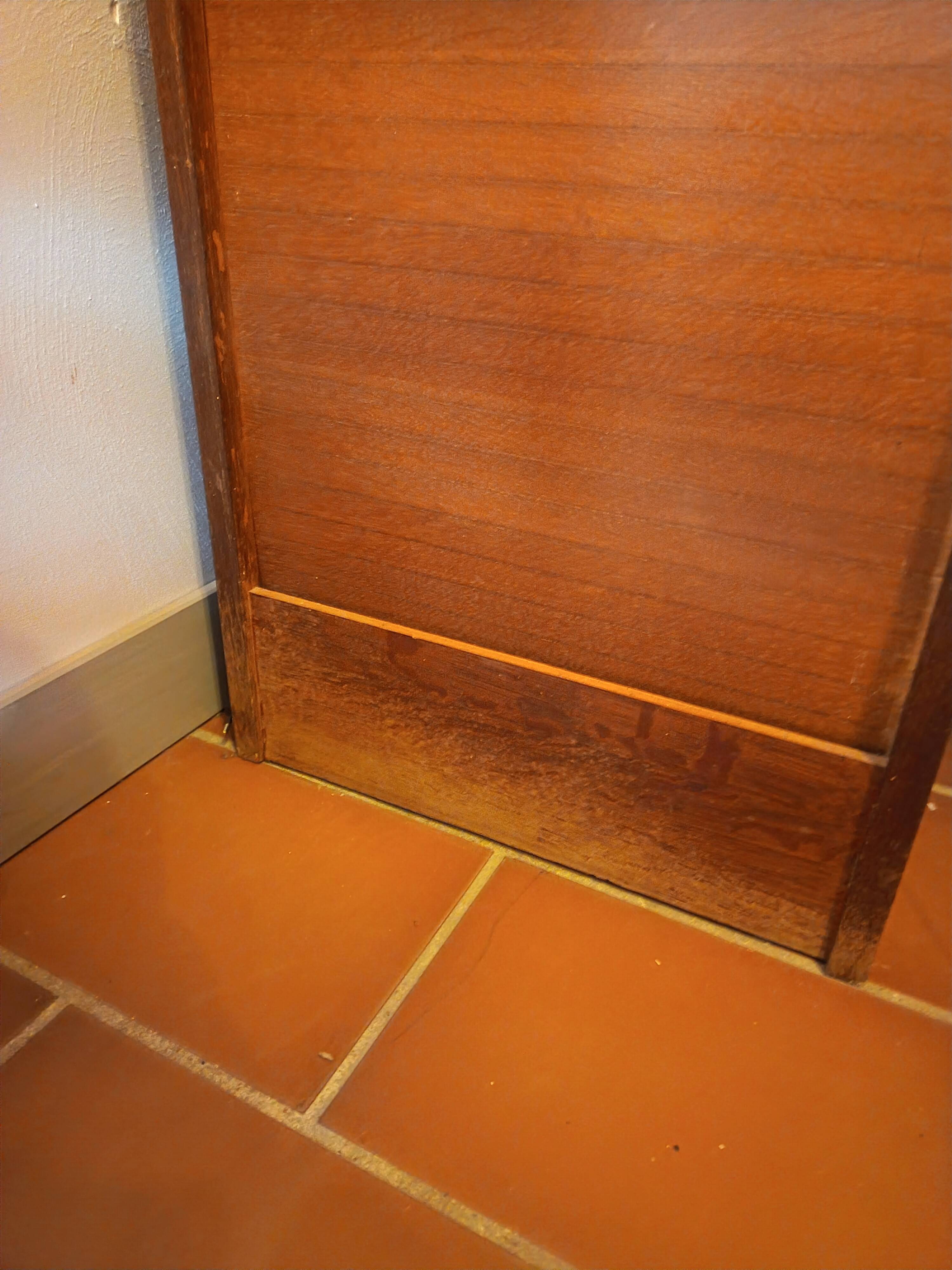 Wooden curtain cabinet