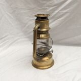 Former French-made oil lamp dimension: height -30cm- width -18cm- diameter -14