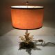 Lampe vintage bronze décor de feuilles design