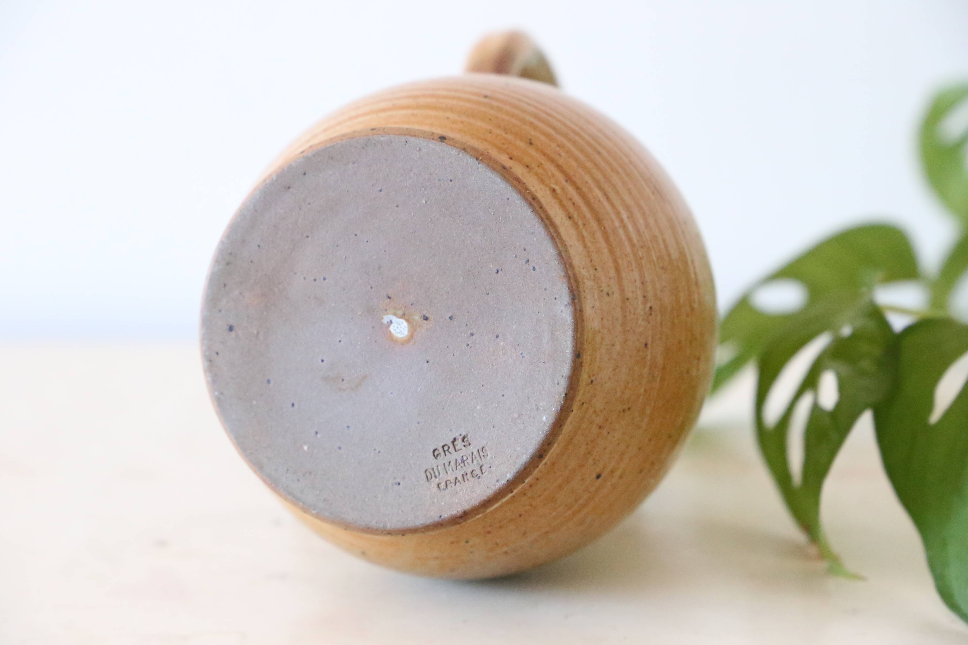 Sandstone jug, Marais sandstone, vintage French