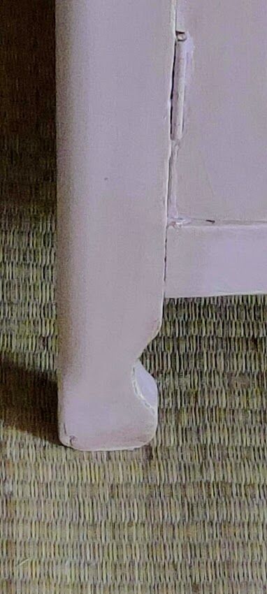 Pink Parisian buffet