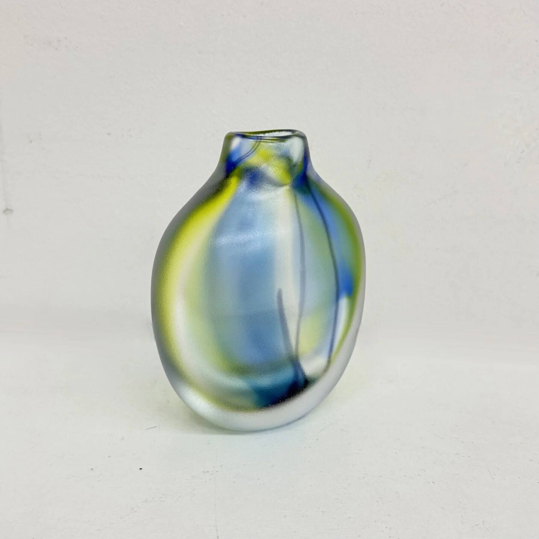 Kosta Boda glass vase Royal Art Collection by Göran Wärff for Kosta Boda Sweden