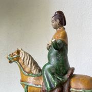 Tuile faitière équestre terre cuite époque Ming