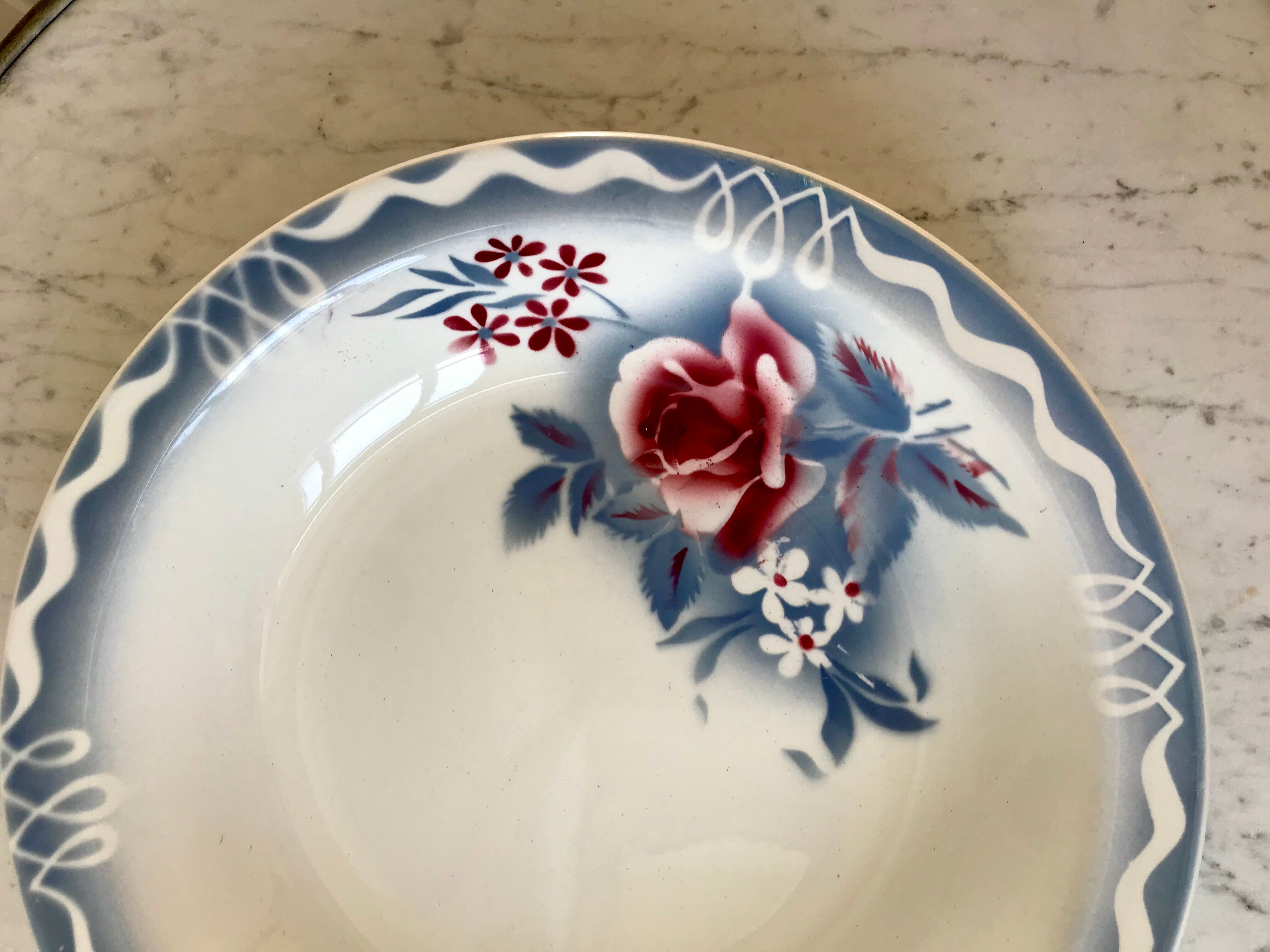 Hollow round dish Digoin Sarreguemines model "Lot" 30s