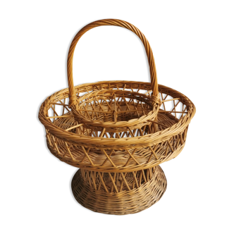 Vintage rattan bar basket