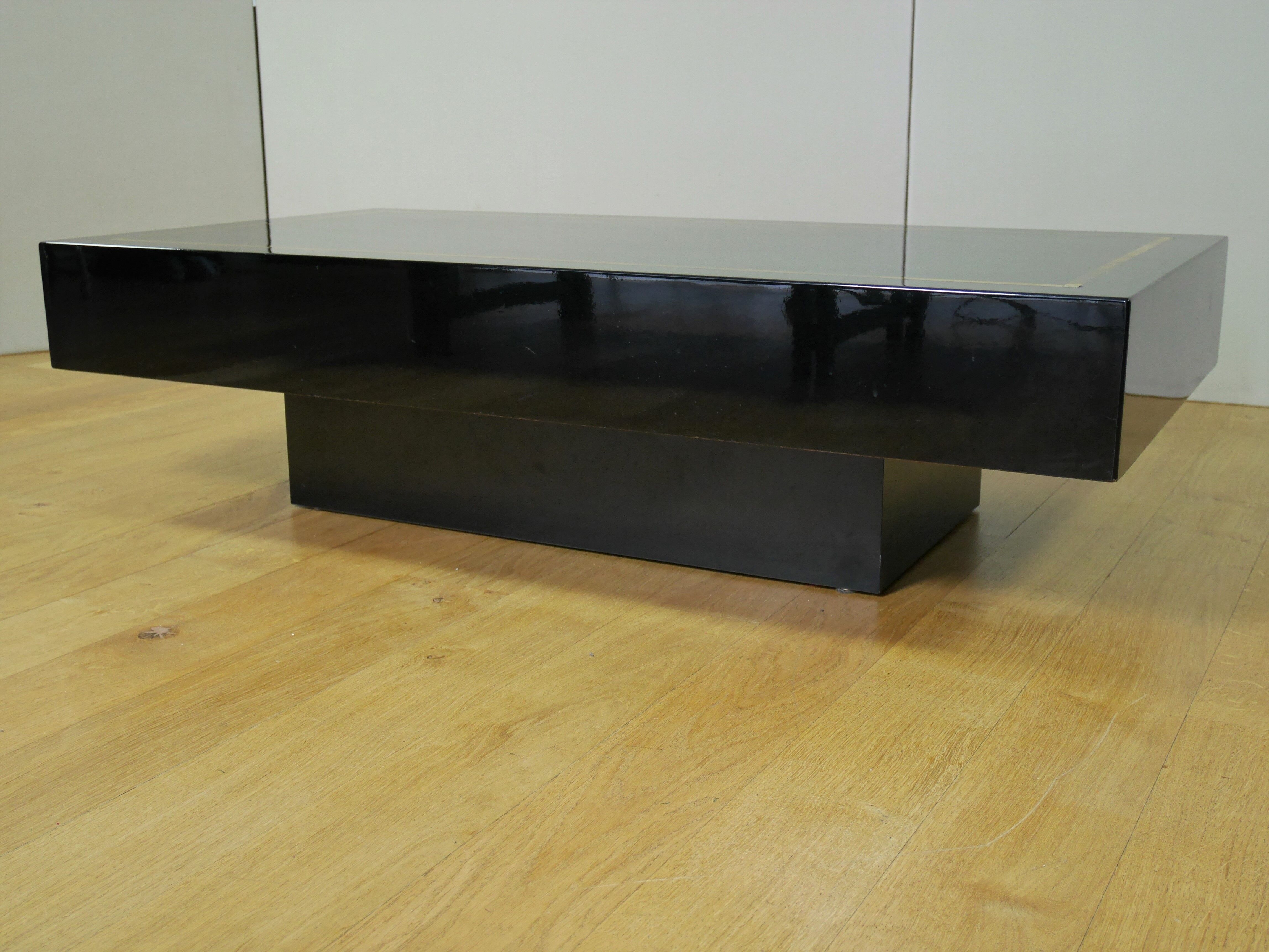 Table basse laqué vintage 70