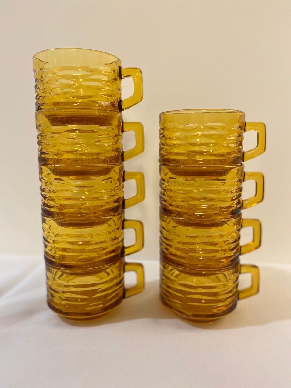 Set of 9 cups Vereco 1970