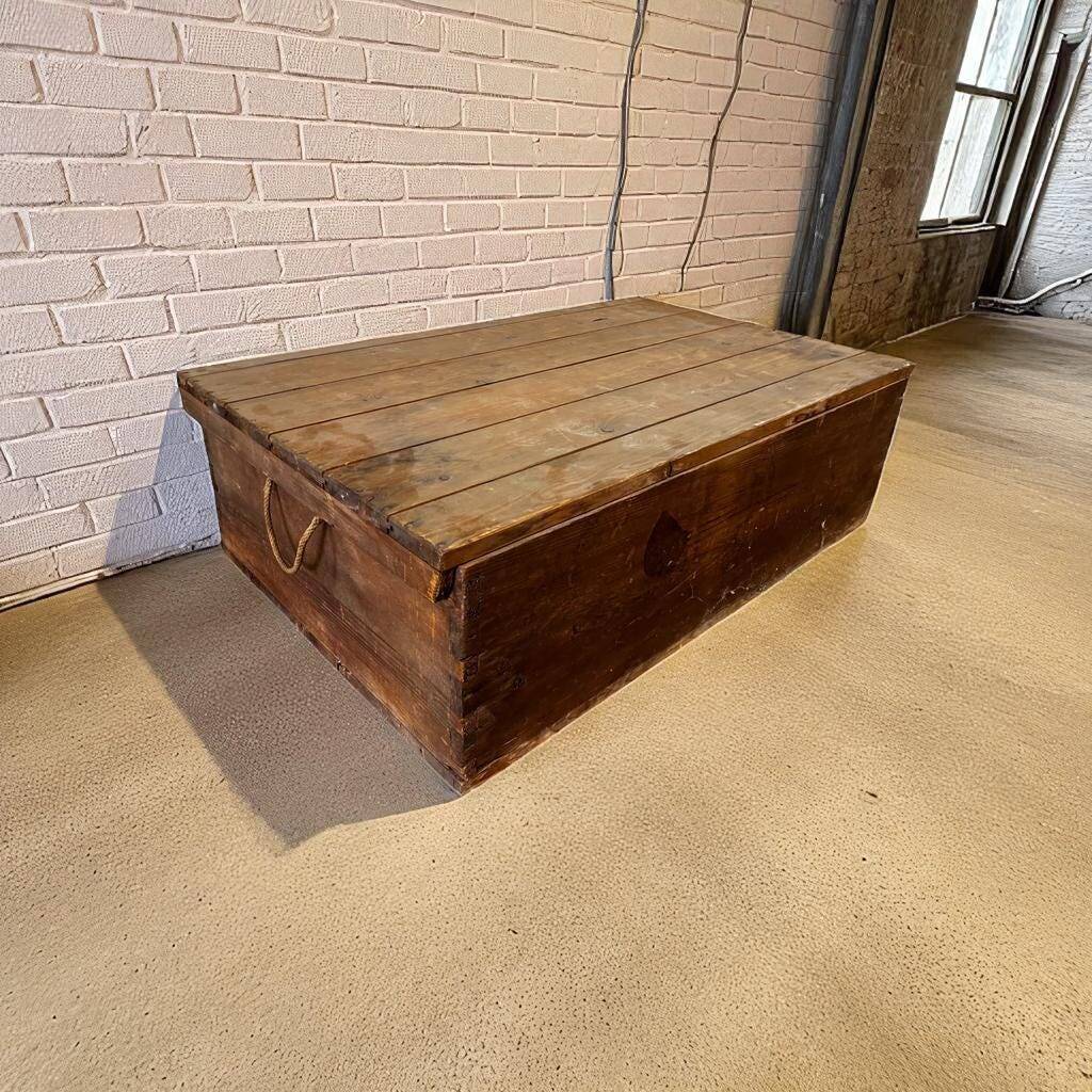 Vintage wooden chest / side table / coffee table