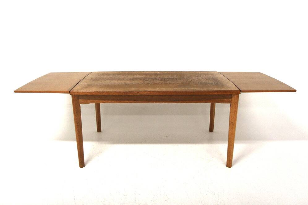 "Wallet" dining table, Henning Kjærnulf, Vejle Stolefabrik