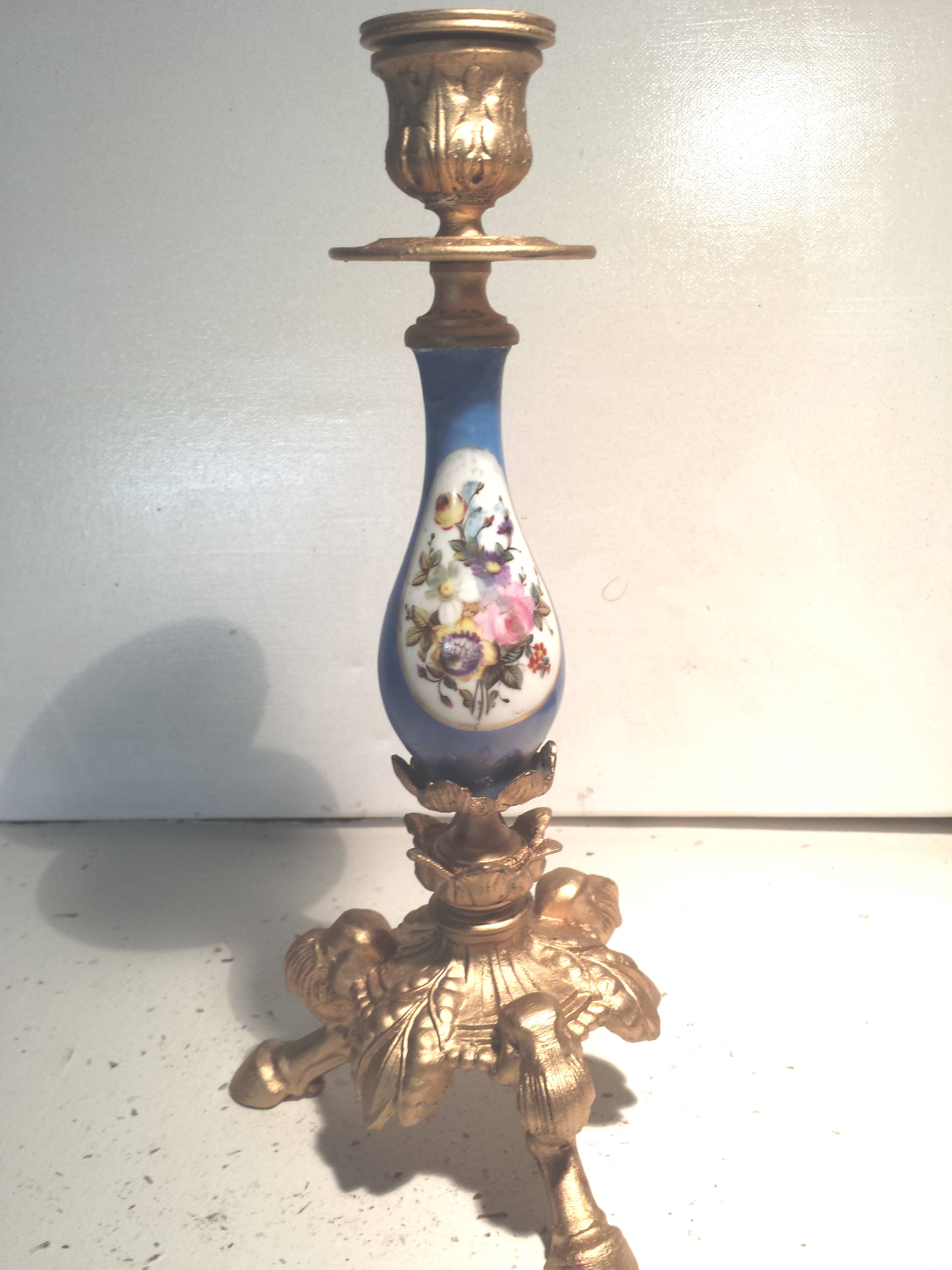 Pair of candlesticks