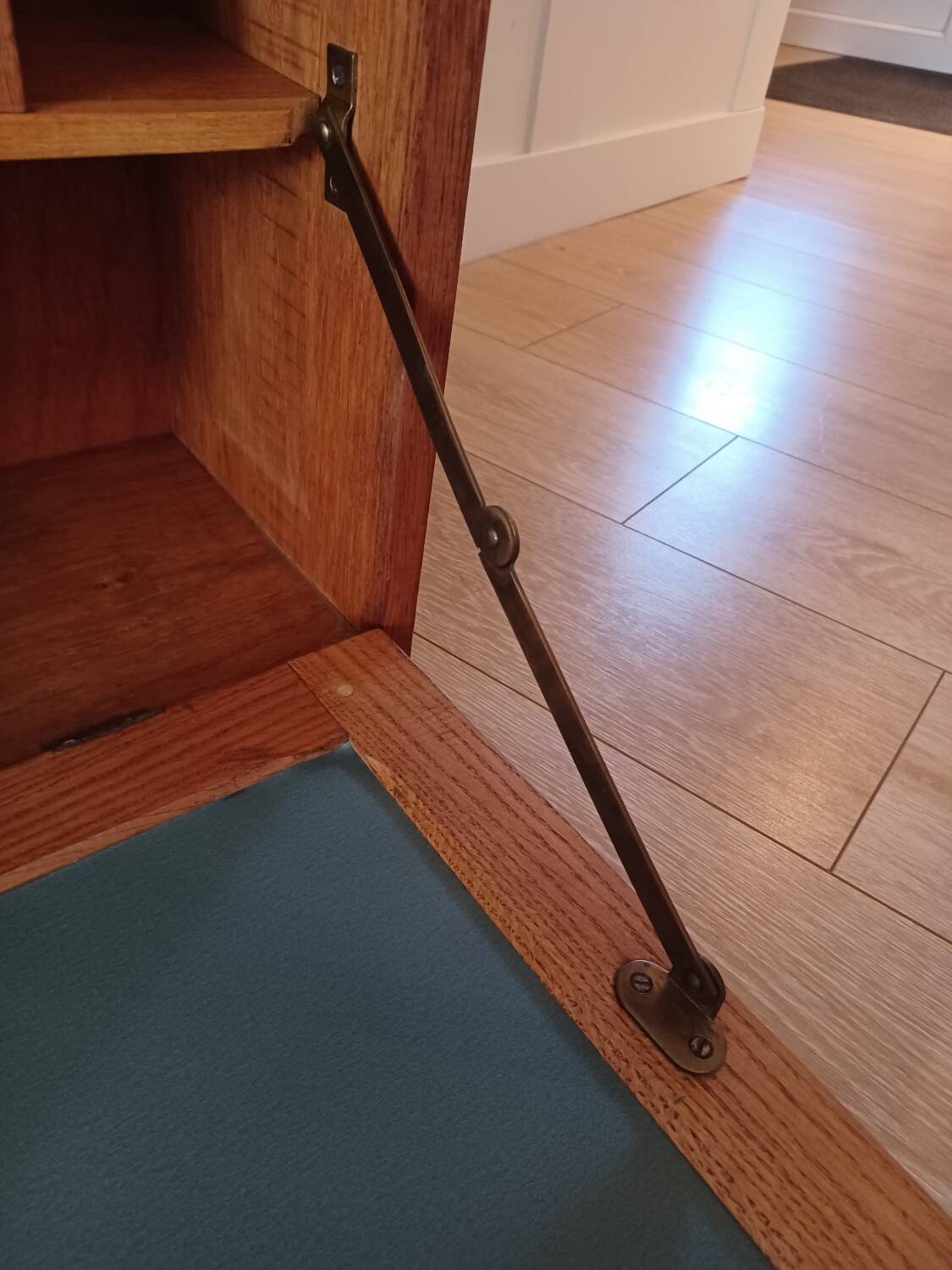 50s wall secretary