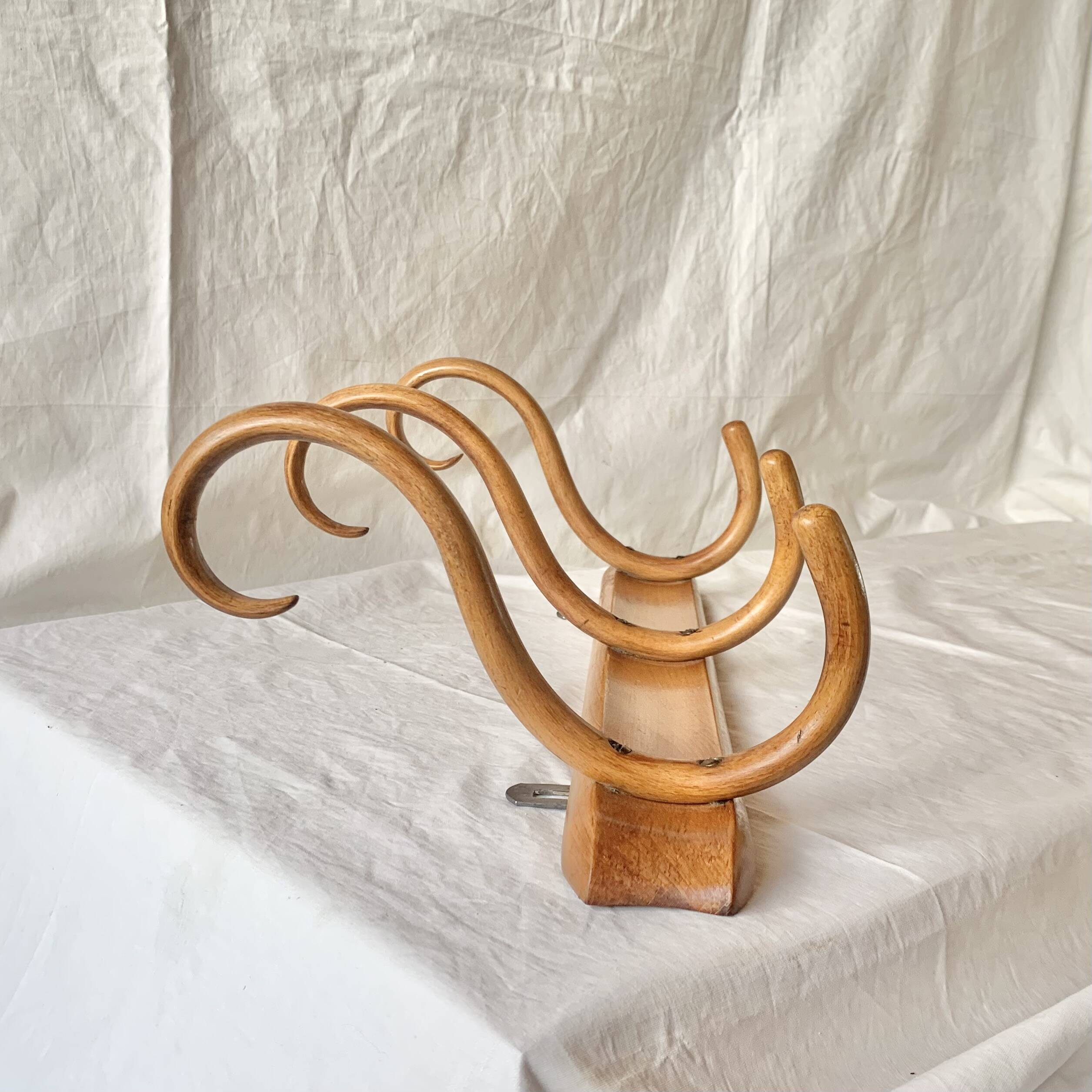 Old Thonet wall coat rack in bent wood - 3 hooks