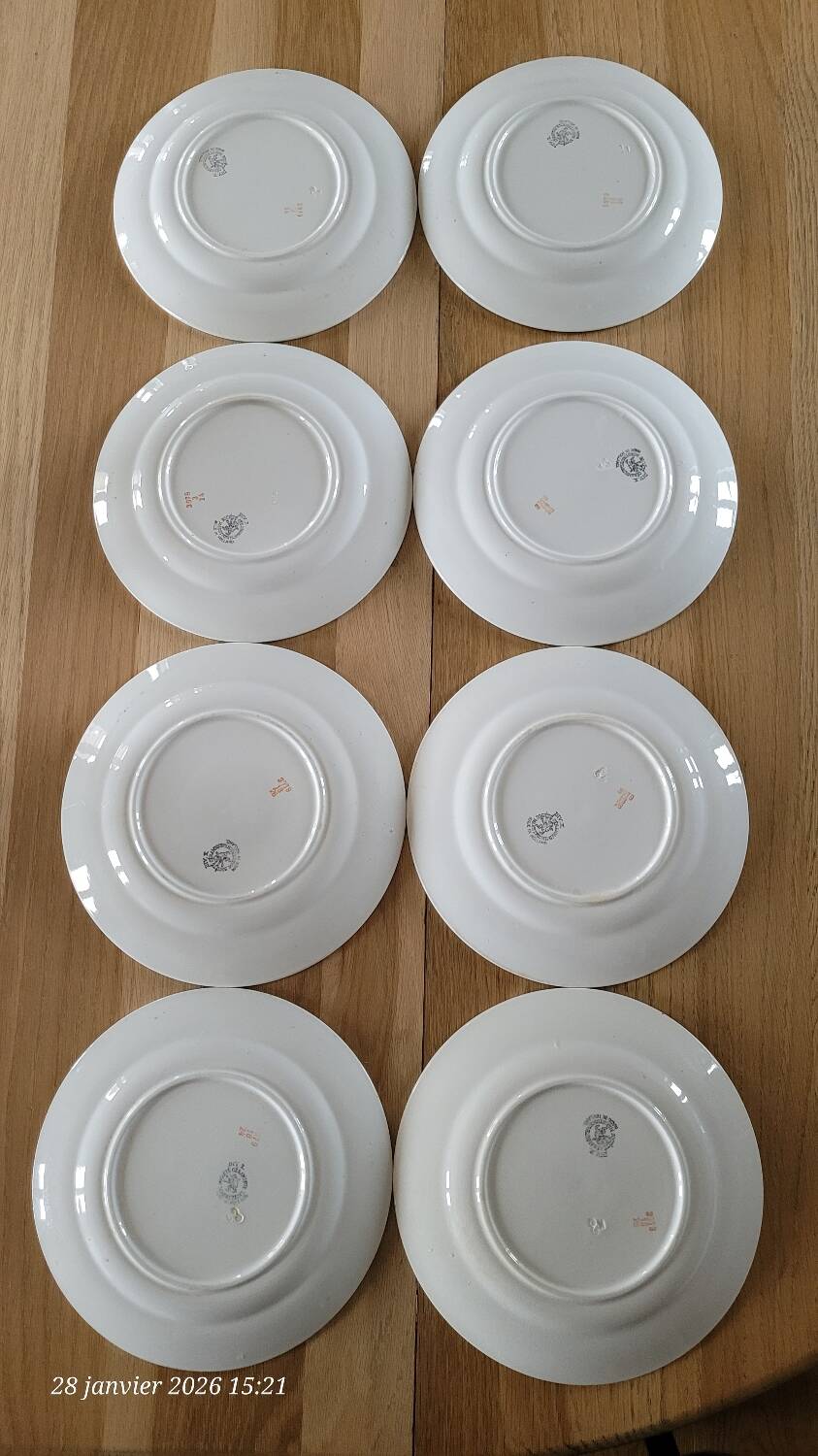 8 antique flat plates from Sté Céramique Maestricht