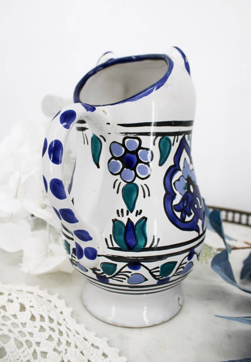 Vintage blue and green ceramic cat-shaped jug carafe