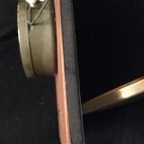 Wall clock with formica key