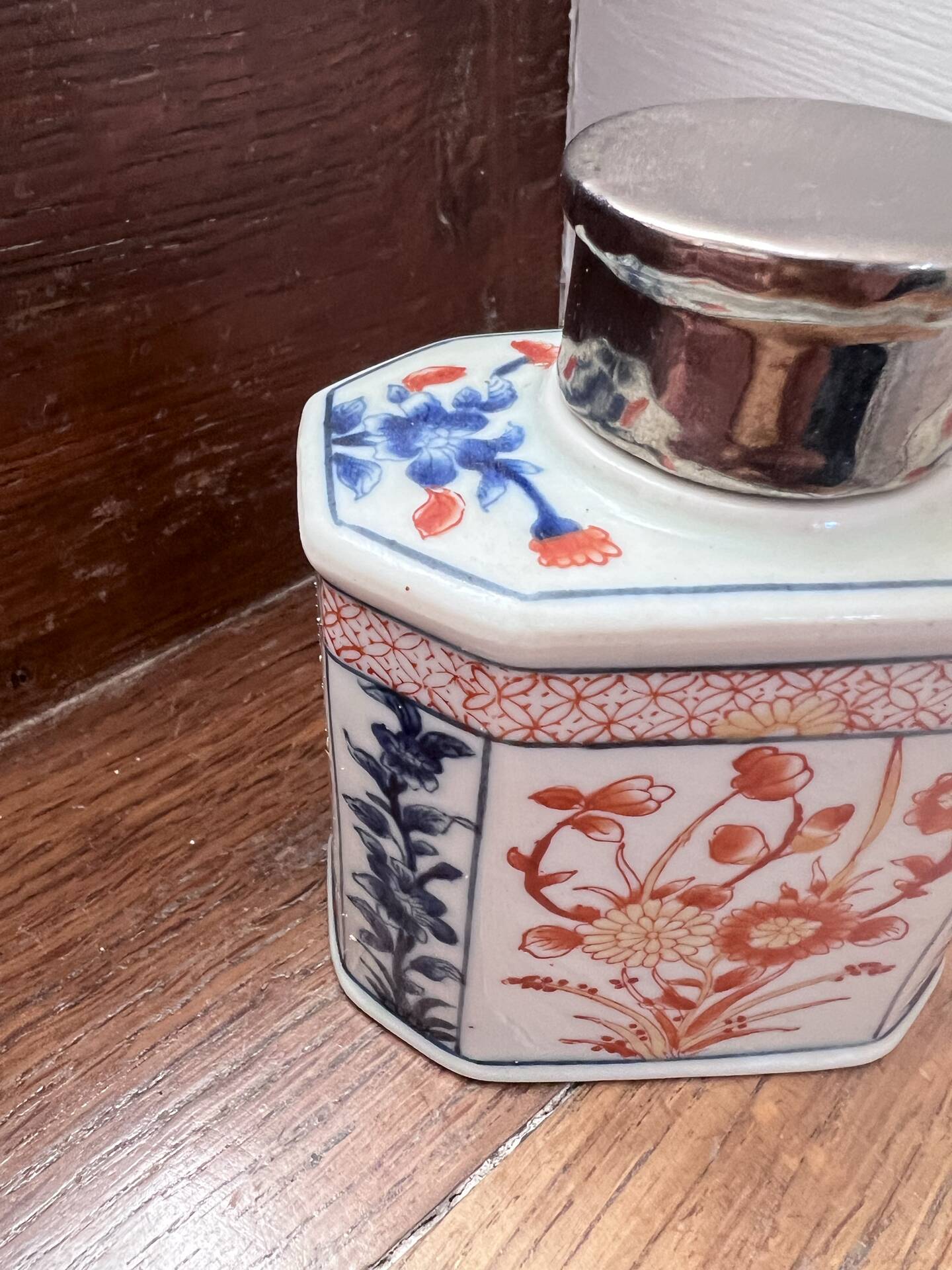 Bottle vase Asian porcelain ceramic