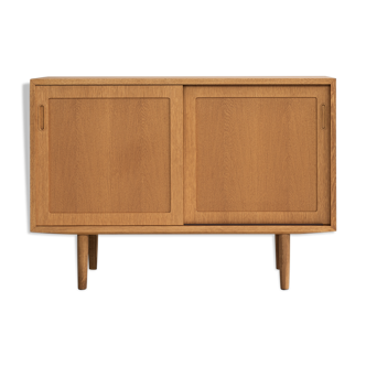 Danish sideboard in oak by Hundevad & Co 1960s