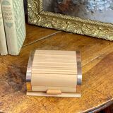 Sliding lid cigarette or cigarillo box