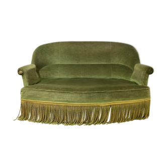 Vintage 2-seater green velvet fringed toad sofa