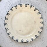 Round dish Terre de Fer A&C model "Rotterdam" late nineteenth