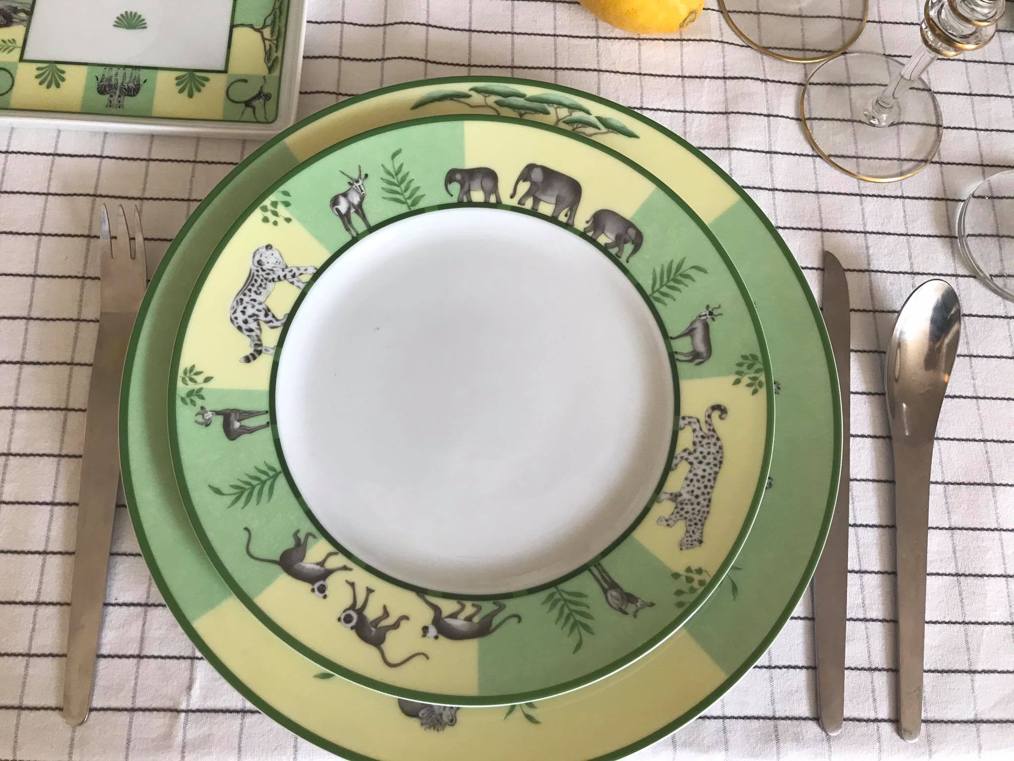 Hermes Africa green plates