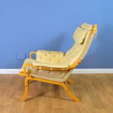 Mid Century Retro Danish Cream Leather Lounge Armchair (2 available) 1970s