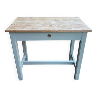 Small school table