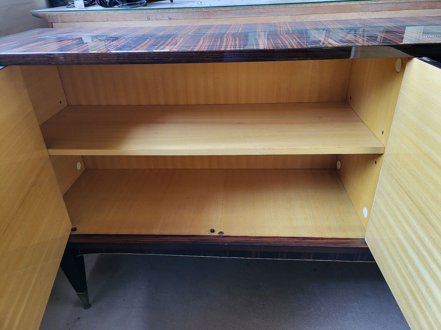 Vintage enfilade in lacquered Macassar ebony