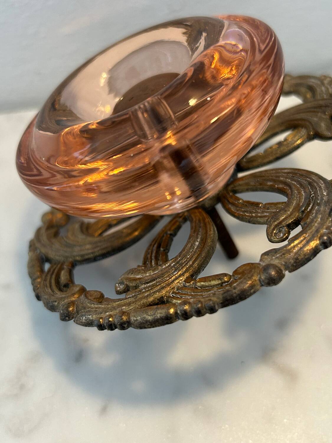 Handle, door or drawer knob