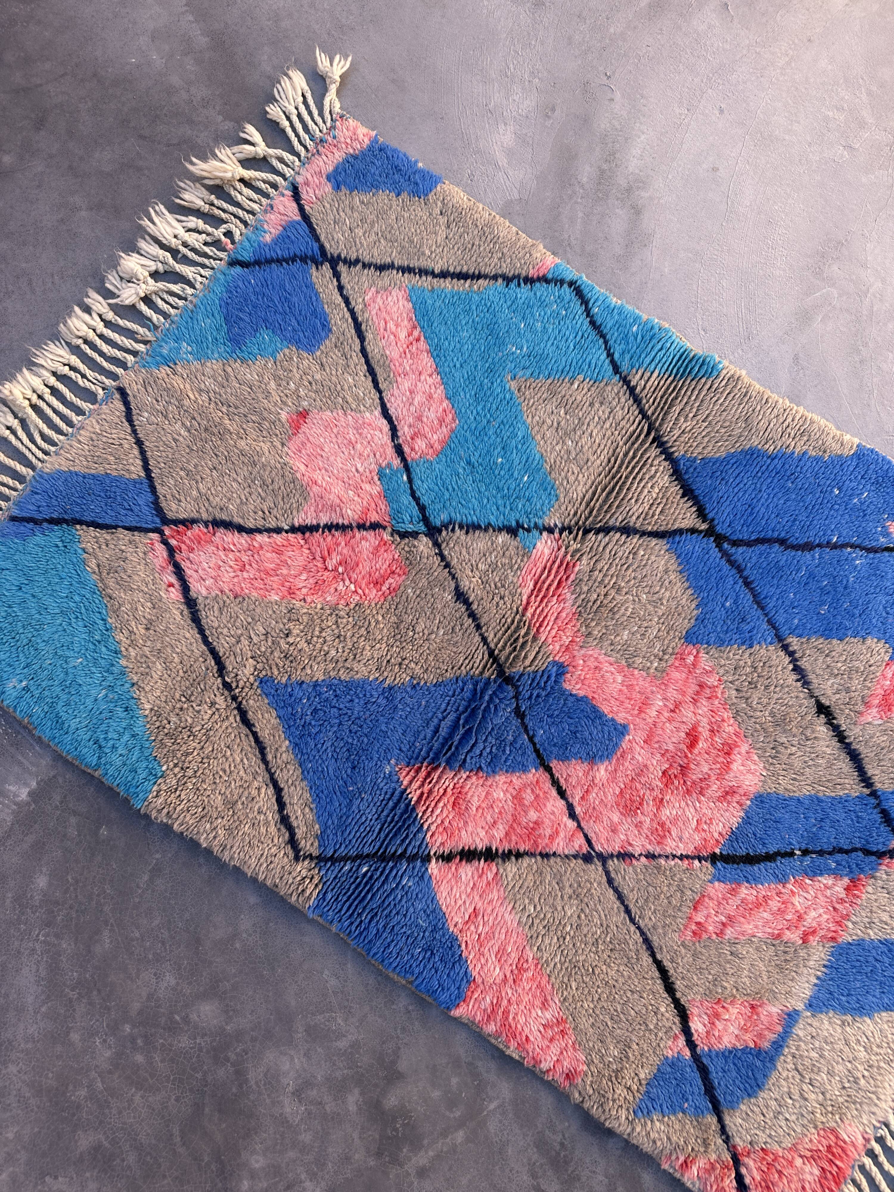 Colorful Beni M'Rirt Berber rug - 150 x 106 cm