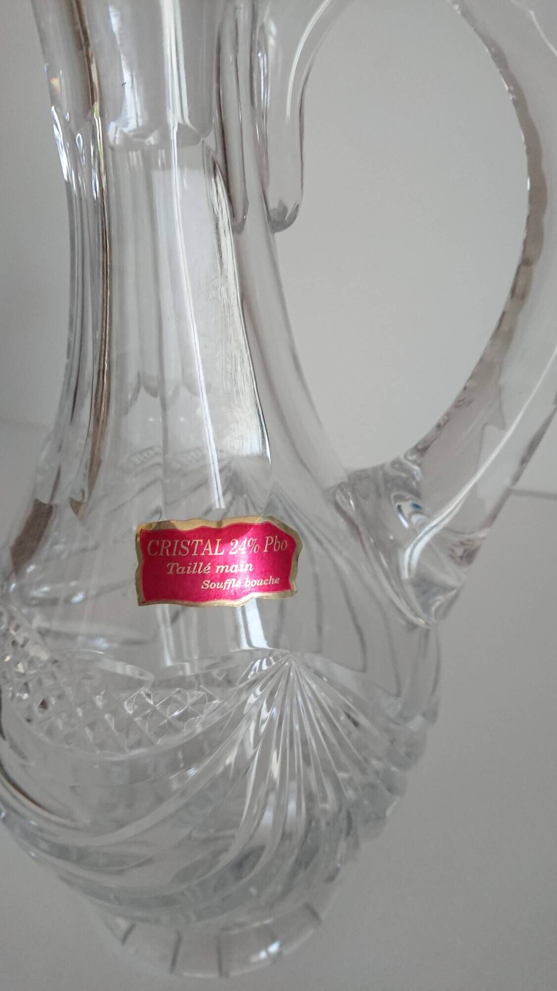 Carafe cristal- 24%pbo – taillé à la main et soufflé à la bouche