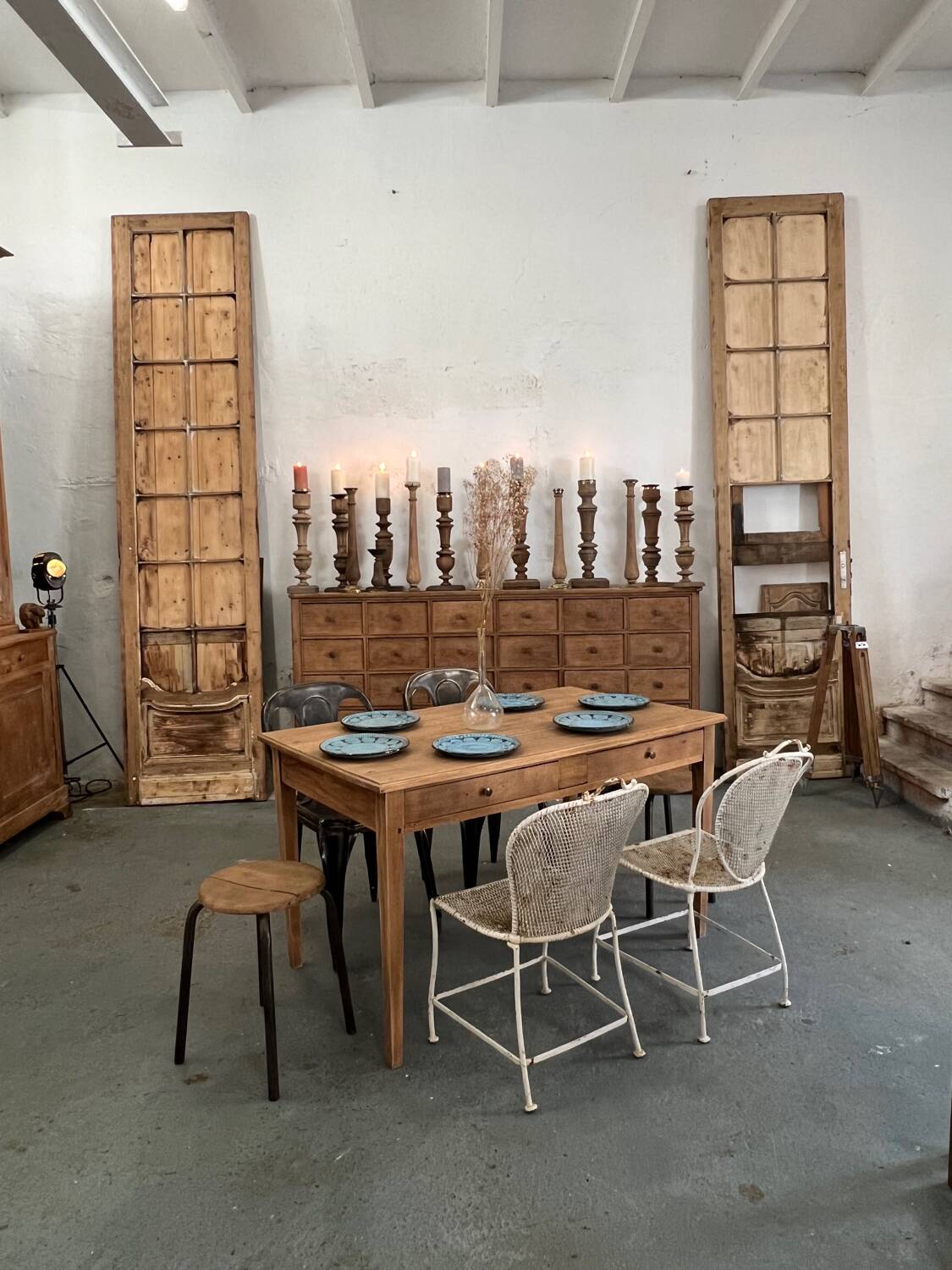 Oak farm table with two drawers