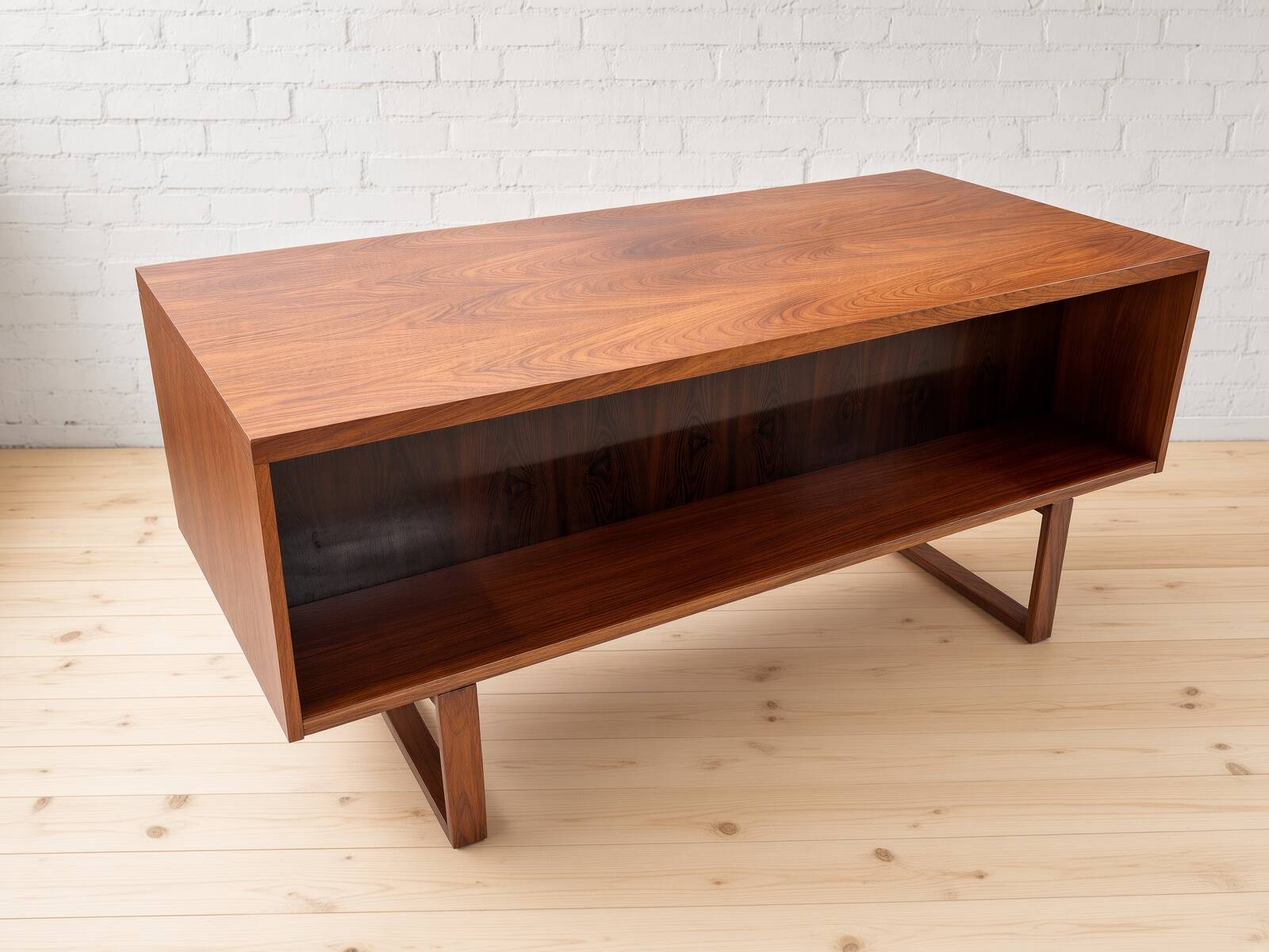 MidCentury Danish Rosewood Desk Torben Valeur & Henning Jensen for Dyrlund