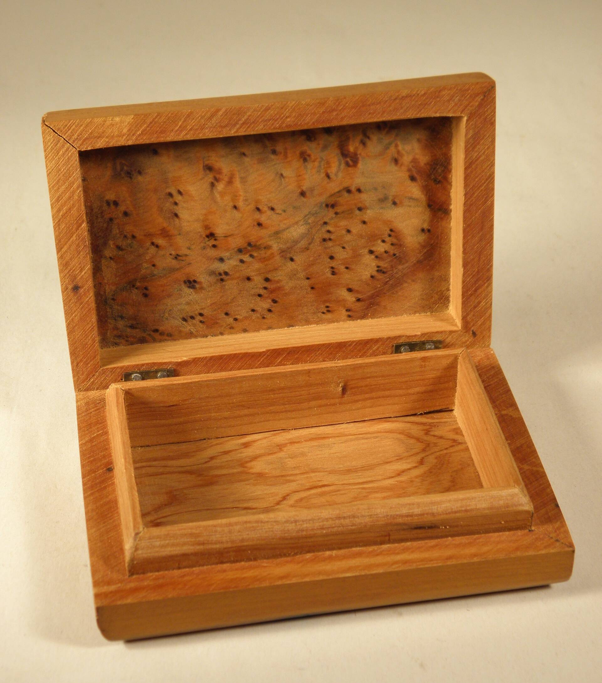 Thuja burl box 13 x 9
