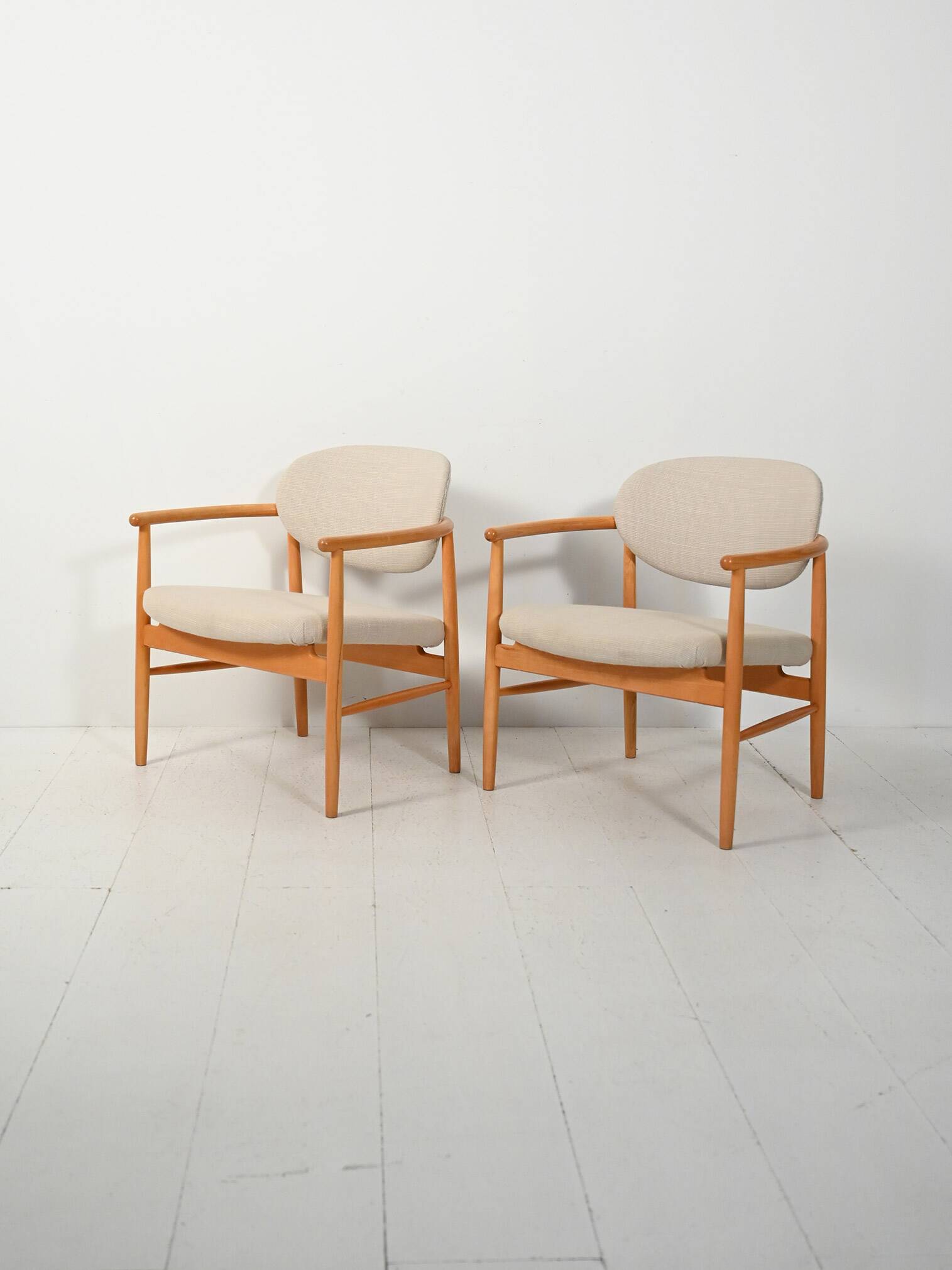 Paire de fauteuils "Pluto" par Alf Svensson
